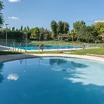 Elegante Apartamento Con Parking Y Gym En Urbanizacion De Lujo En Aravaca