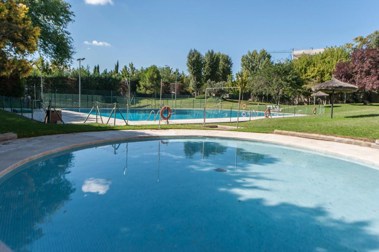 Elegante Con Parking Y Gym En Urbanizacion De Lujo En Aravaca Apartamento *